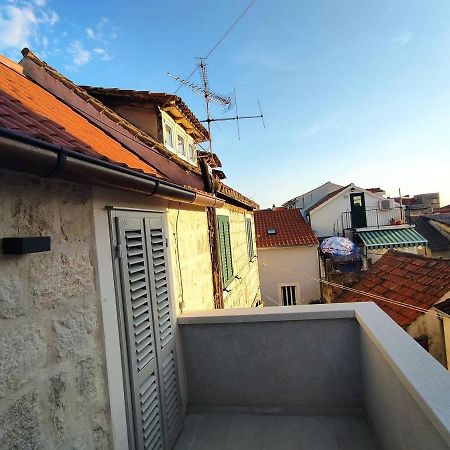 The Center Of Split, Renovated Stone House Apartment Ngoại thất bức ảnh