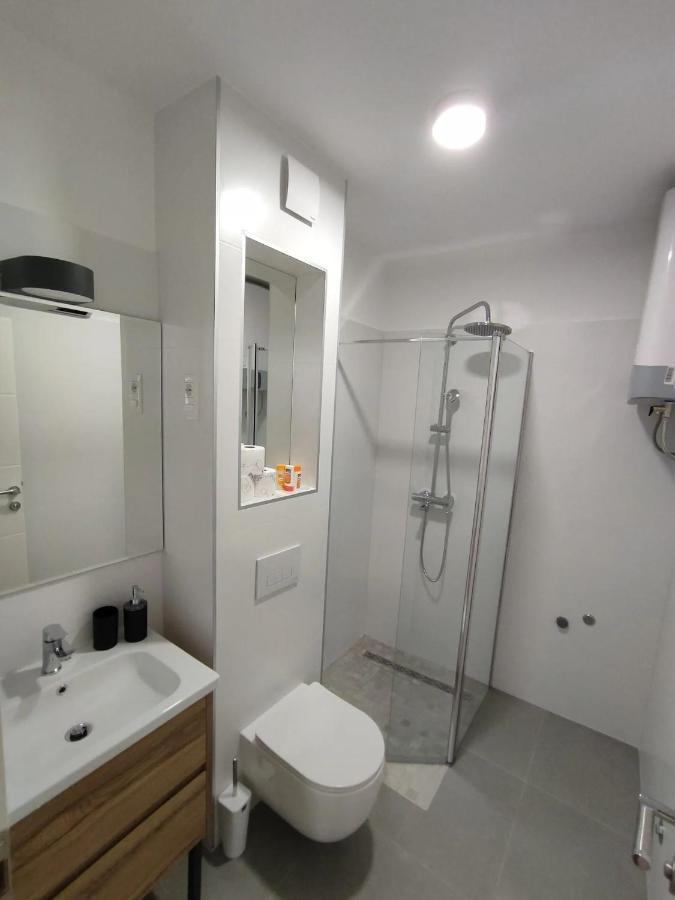 The Center Of Split, Renovated Stone House Apartment Ngoại thất bức ảnh